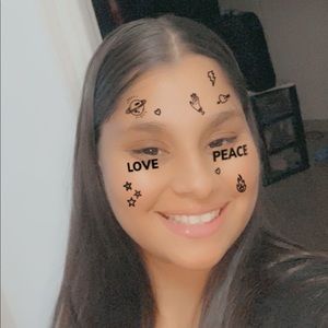 Meet your Posher, Alejandra